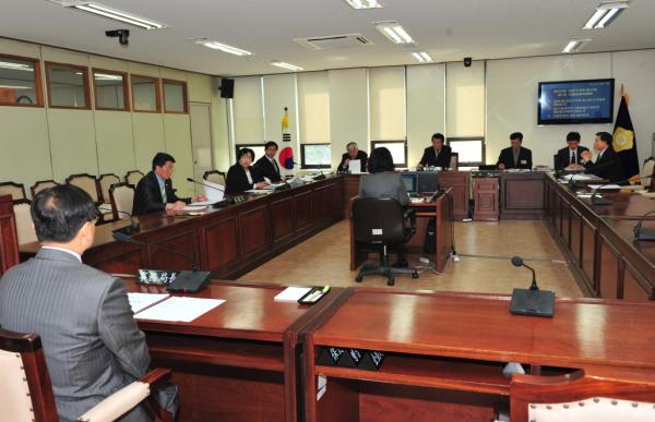 제207회 양천구의회 임시회 의회운영위원회 모습 대표이미지