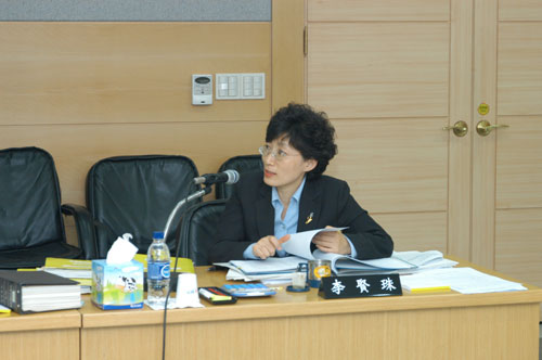 행정사무 감사장에서 대표이미지