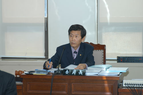 예산결산특별위원회 모습 대표이미지