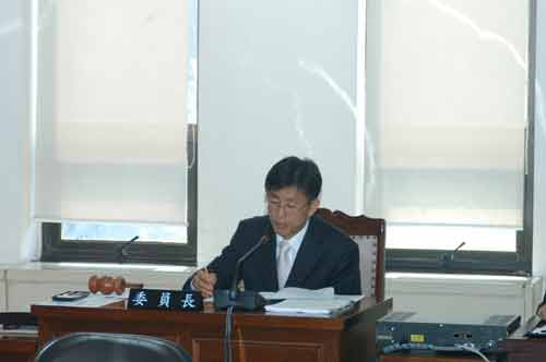 예산결산특별위원회 회의 진행 모습 대표이미지