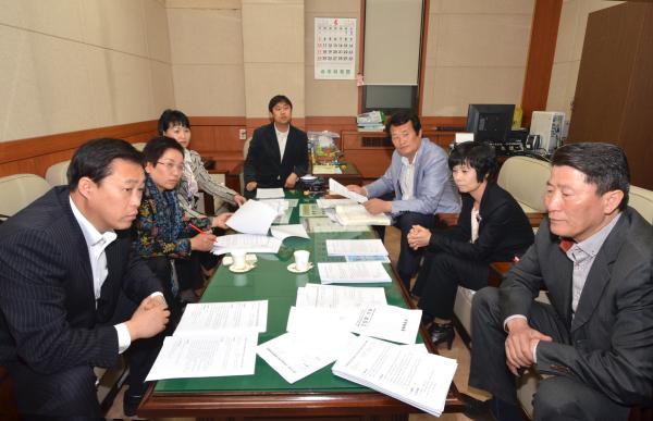 행정재경위원회 조례연구모임 개최 대표이미지
