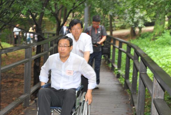 신정산 무장애 숲길 체험 대표이미지