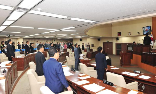 제202회 양천구의회 임시회 행정재경위원회 회의 모습 대표이미지