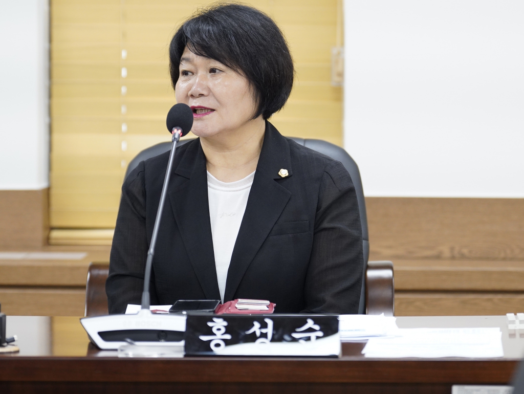 제323회 임시회 복지건설위원회 이미지(9)