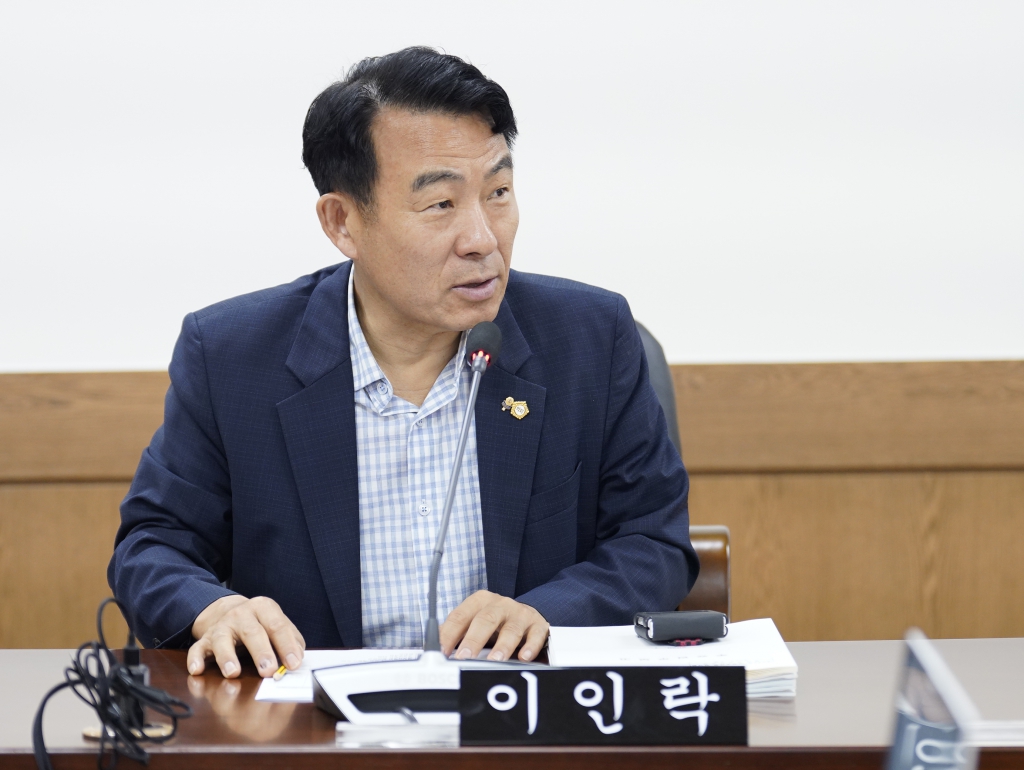 제323회 임시회 복지건설위원회 이미지(5)