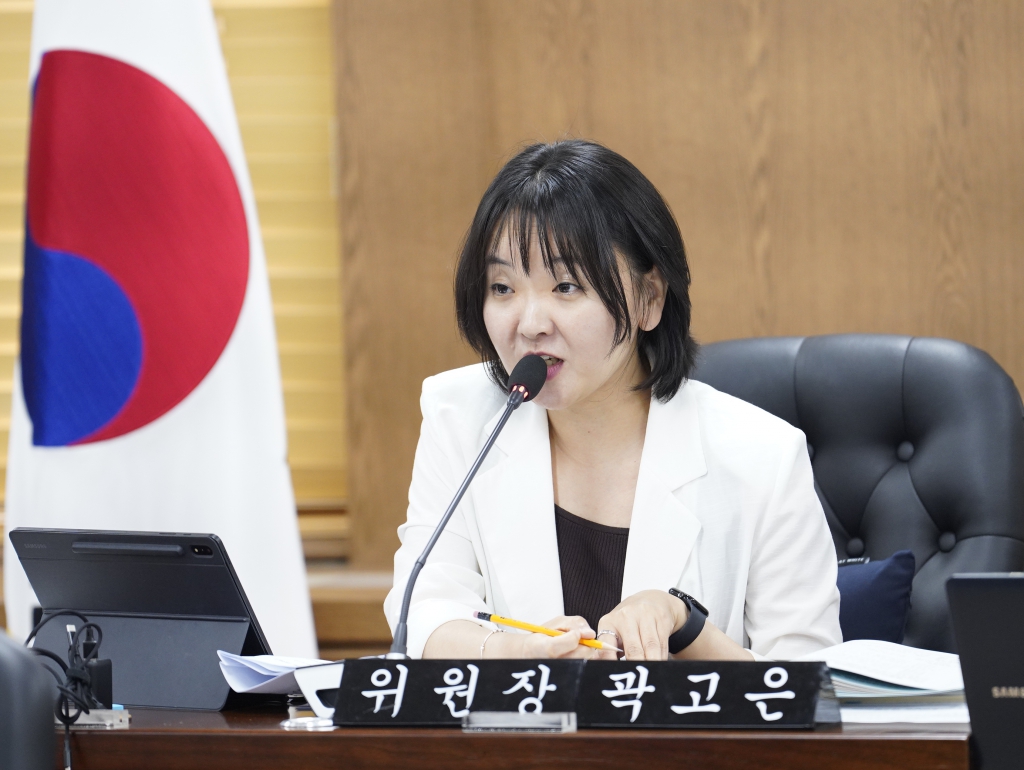 제323회 임시회 복지건설위원회 이미지(2)