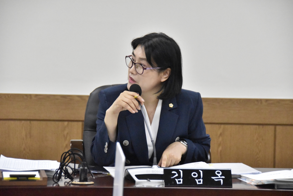 제323회 임시회 행정재경위원회 이미지(6)