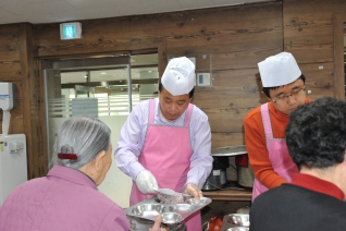 신목종합사회복지관 경로식당 급식봉사 대표이미지
