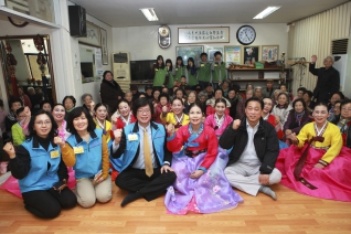 경로당어르신 자원봉사 대표이미지