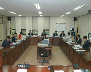 제184회 제1차정례회 예산결산특별위원회 모습 대표이미지