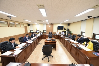 조례정비특별위원회 대표이미지