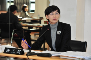 행정사무감사 질의 모습 대표이미지