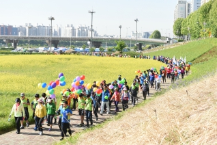2015 다함께 나누며 걸어요 대표이미지