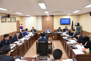 제243회 임시회 복지건설위원회 대표이미지