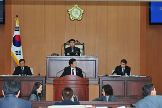 제196회 임시회 제2차본회의 모습 대표이미지