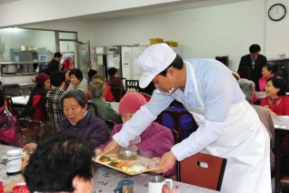 신정3동 신서교회 무료급식봉사 대표이미지