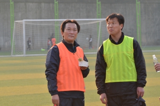 구의회 구청간 친선 축구대회 개최(해누리축구장) 대표이미지