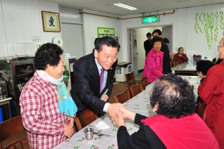 행정사무감사 현장방문 모습 대표이미지