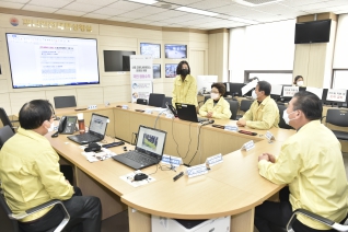 상황실 격려금 전달 대표이미지
