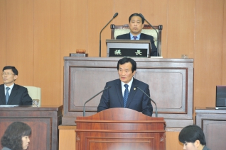 213회 임시회 본회의 구정질문 대표이미지