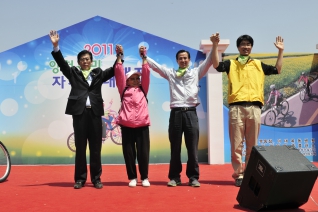 2011 양천구민 자전거 대행진(안양천) 대표이미지