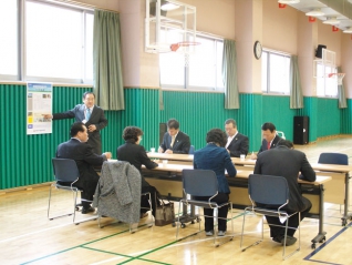 제171회 임시회 기간중 복지건설위원회 위원들의 목동체육센터 현장 의정활동 대표이미지