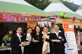 아시아나항공과 함께 하는 다문화 가정 지원 행사  대표이미지