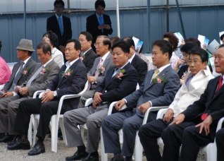 ◎ 신월5동주민센터 건립 기공식

  - 일  시 : 2009년 9월 28일(금) 오후 3시
  - 참석자 :  정욱채의원, 백금만의원, 김종화의원,
              김재천의원, 문병상의원, 박정옥의원   대표이미지