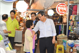 신정2동 전통시장 현장방문 대표이미지
