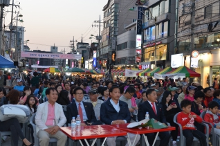 로데오거리 패션문화 축제 참석 대표이미지