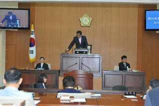 제216회 1차본회의개회 대표이미지