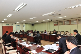 재해대책특별위원회 회의모습 대표이미지