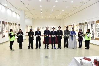 제4회 밝은내 어르신 발표회 및 작품전시회 대표이미지