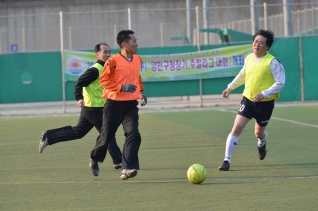 구의회 구청간 친선 축구대회 개최(해누리축구장) 대표이미지
