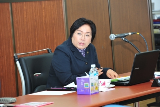 2011년 제2차 정례회 행정사무감사  질의모습 대표이미지
