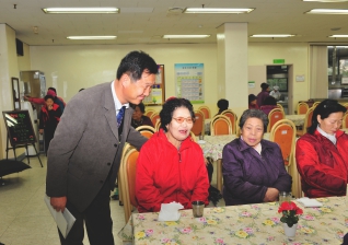 행정사무감사 현장방문 모습 대표이미지