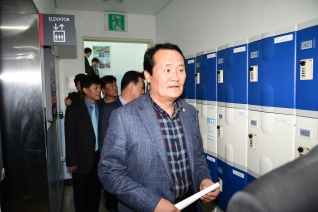 신월문화체육센터 리모델링 현장방문 - 행정재경위원회 대표이미지