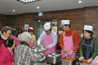 신목종합사회복지관 경로식당 급식봉사 대표이미지