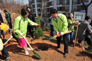 북한이탈주민과 함께하는 희망양천 나무심기 행사 대표이미지