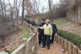 2013년 행정사무 감사 대표이미지