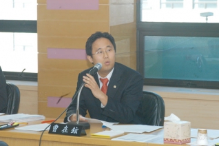 행정재경위원회 2007년도 행정사무감사하는 모습 대표이미지