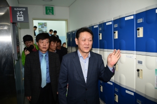 신월문화체육센터 리모델링 현장방문 - 행정재경위원회 대표이미지