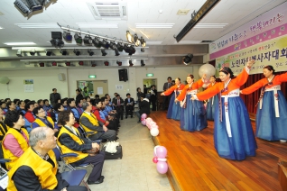 2011 노인자원봉사자 발대식 및 박람회 개최 대표이미지