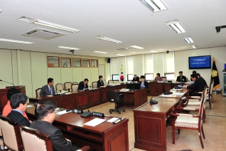 제207회 양천구의회 임시회  행정재경위원회 모습 대표이미지