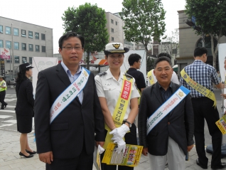 목동오거리 교통지도봉사 대표이미지