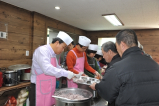 신목종합사회복지관 경로식당 급식봉사 대표이미지
