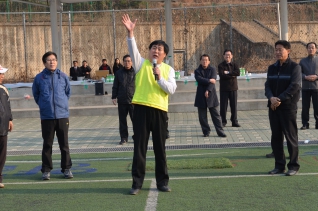 구의회 구청간 친선 축구대회 개최(해누리축구장) 대표이미지