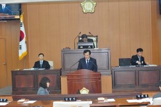 213회 임시회 본회의 구정질문 2 대표이미지
