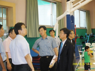 시설관리공단 목동체육센터 현장조사 특위활동을 하고 있는 모습 대표이미지