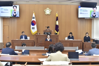  제303회 임시회 제1차 본회의 대표이미지